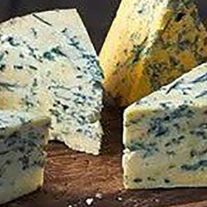 Cheese board for the blue cheese connoisseur